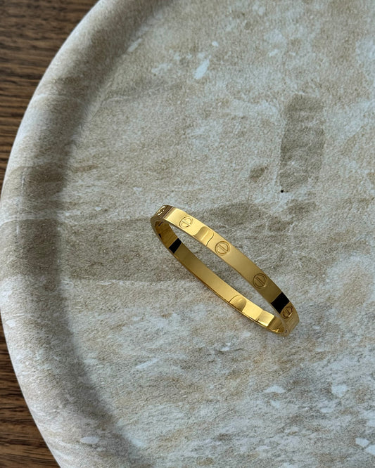 Sofia Bangle