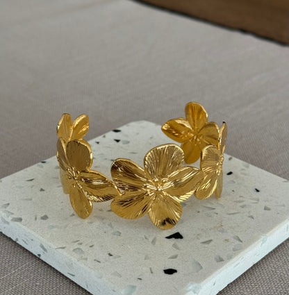 Florina Cuff